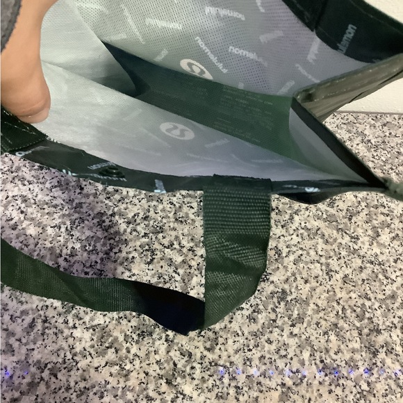 Lululemon Green Tote Bag - Picture 3 of 3